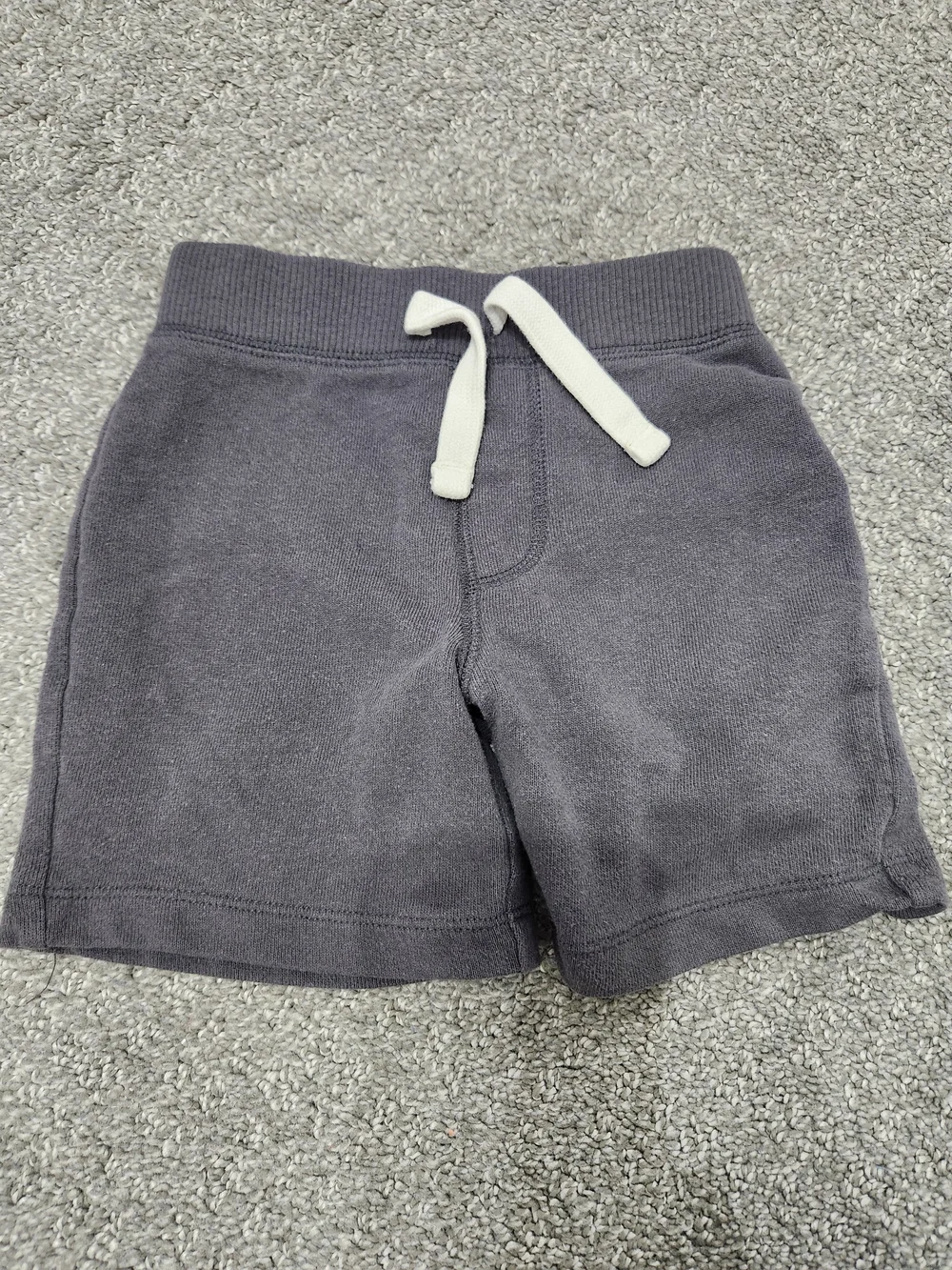 Old Navy Toddler Knit  Shorts in Charcoal and Light Gray 18-24mth